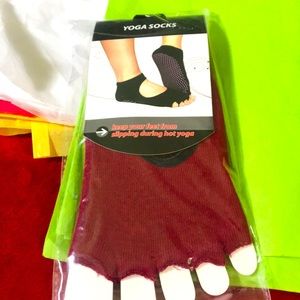 Nonslip yoga socks for women
